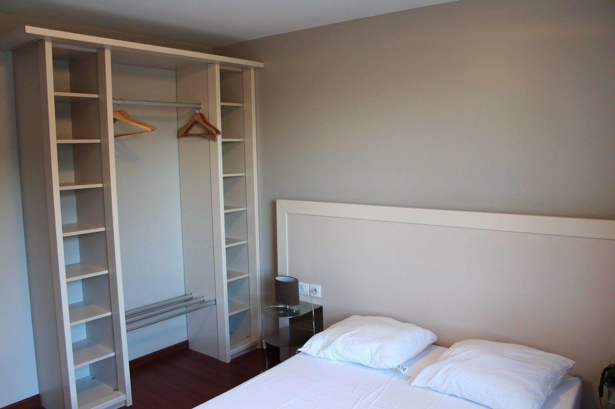 Aparthotel Aux Balcons Du Sancy Picherande Esterno foto